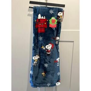 Peanuts Snoopy Throw / Blanket - Silent Night - NWT